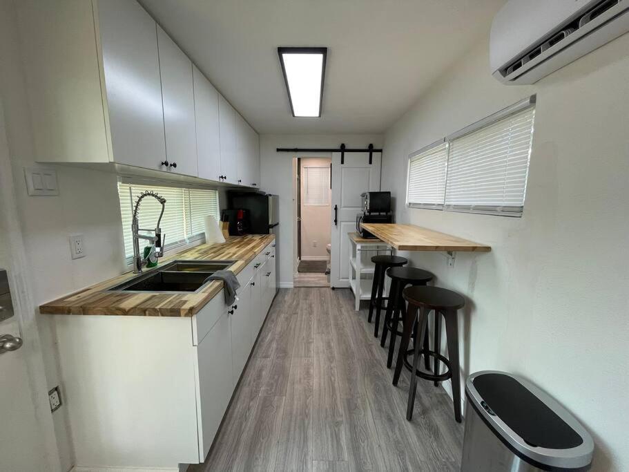 1Bed 1Bath Container Home Centrally Located Cypress Gardens Экстерьер фото